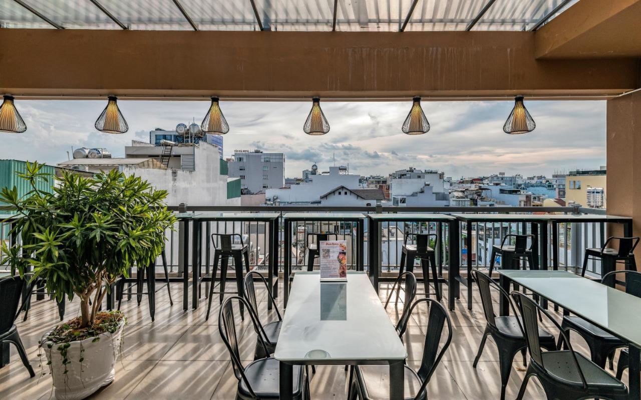 Cherry Hotel And Apartment Хошимин Экстерьер фото
